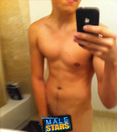 Dylan Sprouse Nude Shots