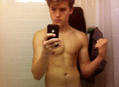 Dylan Sprouse Nude Shots